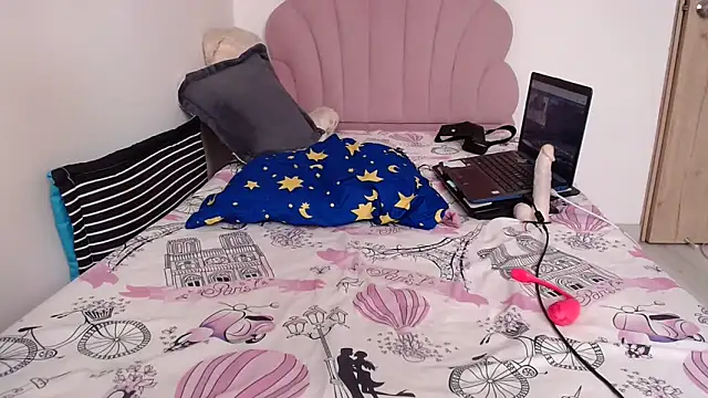 lady hot2xx online show from March 18, 2:19 pm