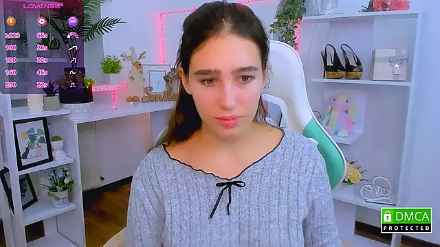  Eliizabeth  online show from December 3, 10:09 pm