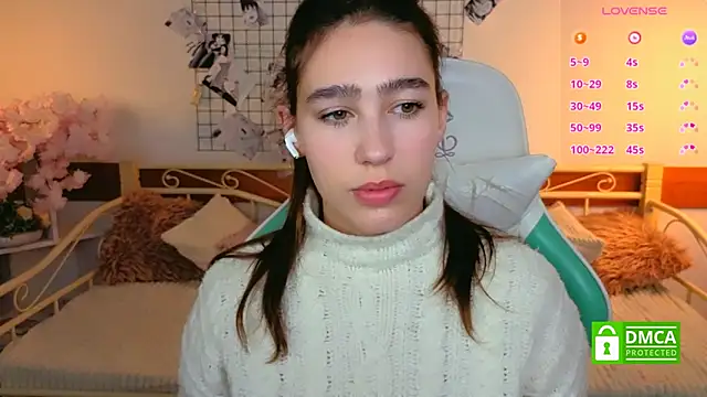  Eliizabeth  online show from March 13, 12:59 am