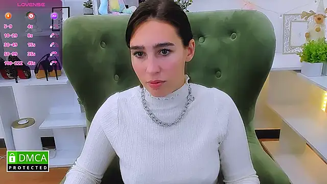  Eliizabeth  online show from October 8, 9:04 pm