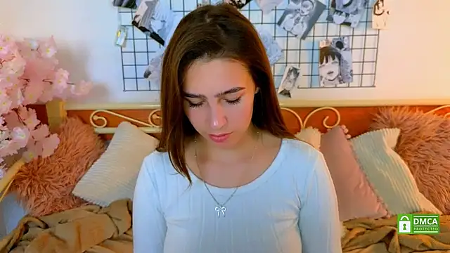  Eliizabeth  online show from May 25, 9:13 pm