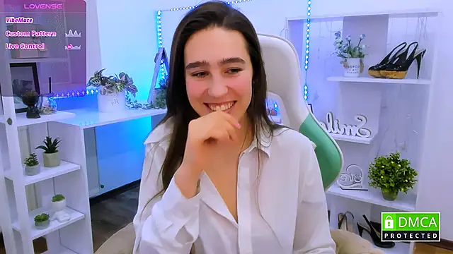  Eliizabeth  online show from February 5, 9:43 pm