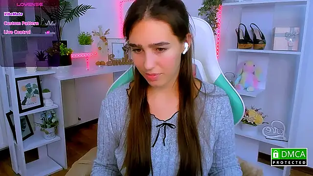  Eliizabeth  online show from December 2, 10:33 pm