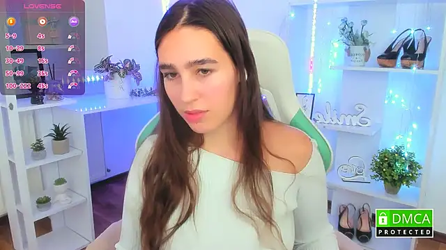  Eliizabeth  online show from January 13, 10:35 pm