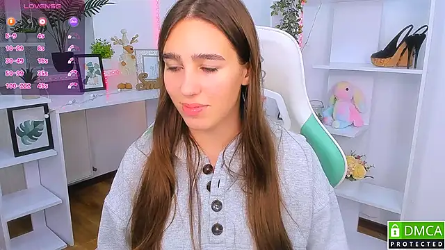  Eliizabeth  online show from November 4, 9:18 pm