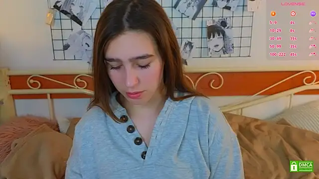  Eliizabeth  online show from May 1, 9:42 pm