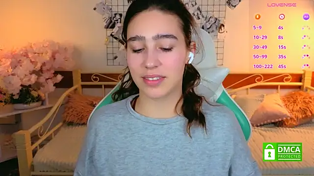  Eliizabeth  online show from March 9, 11:08 pm