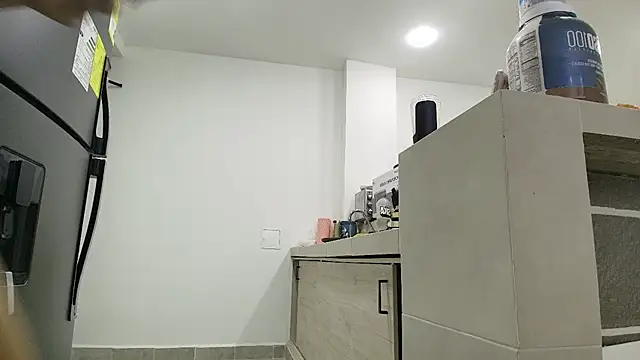 roxana collins online show from February 14, 2:34 am