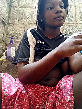 Snapshot of sweet_zara01 chatting on January 7, 7:57 am sweet zara01 online show from January 7, 7:57 am