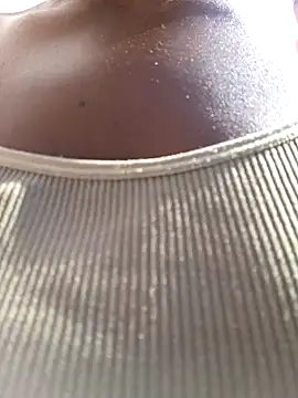 Snapshot of sweet_zara01 chatting on July 6, 12:56 pm sweet zara01 online show from July 6, 12:56 pm