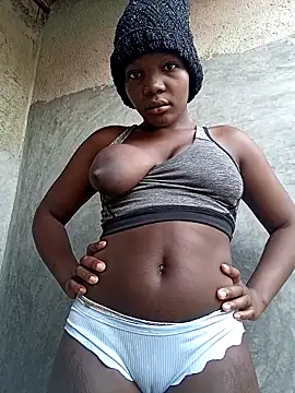 Snapshot of sweet_zara01 chatting on May 9, 5:00 am sweet zara01 online show from May 9, 5:00 am