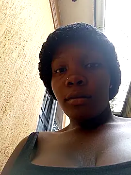 Snapshot of sweet_zara01 chatting on April 23, 10:55 am sweet zara01 online show from April 23, 10:55 am