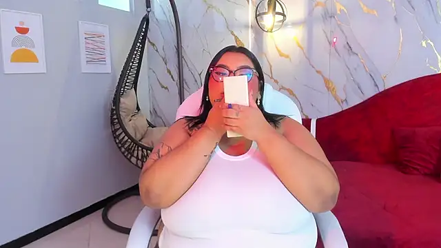 tifanny bigboobs11 online show from February 19, 11:40 am