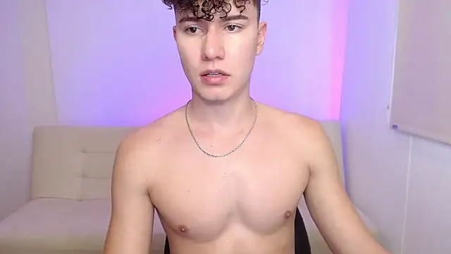 adrian morelly online show from January 11, 7:10 pm