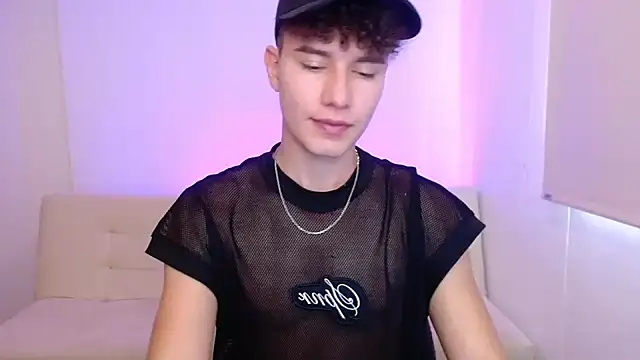 adrian morelly online show from March 13, 5:07 pm