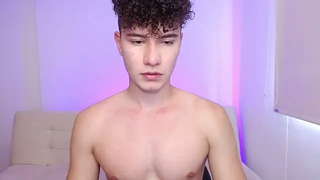 adrian morelly online show from February 20, 8:22 pm