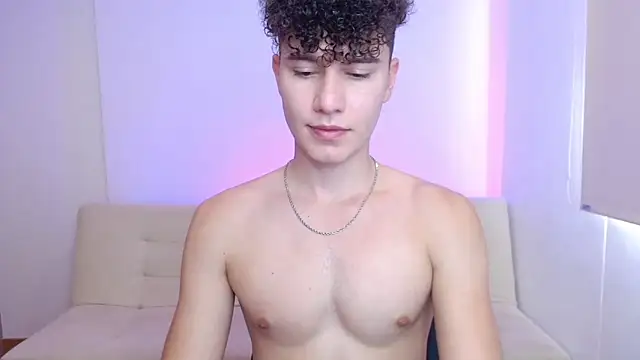 adrian morelly online show from March 19, 8:20 pm