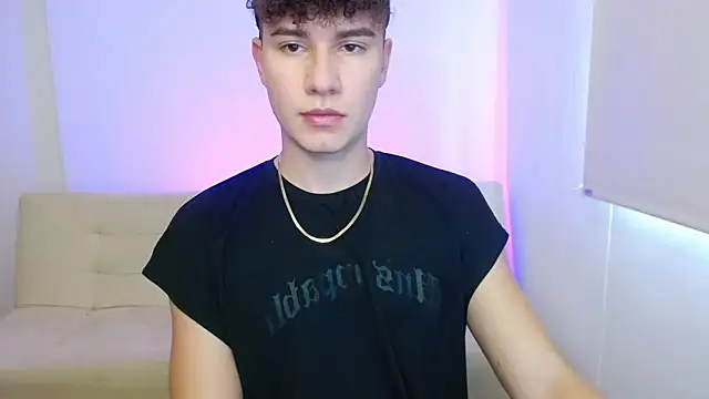 adrian morelly online show from April 10, 7:10 pm