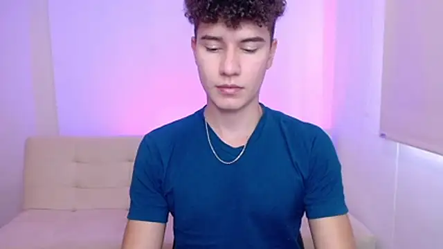 adrian morelly online show from March 6, 7:20 pm