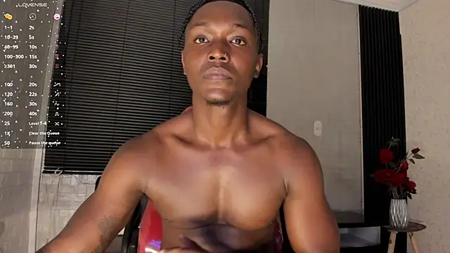 DannSmmith online show from April 6, 3:46 am