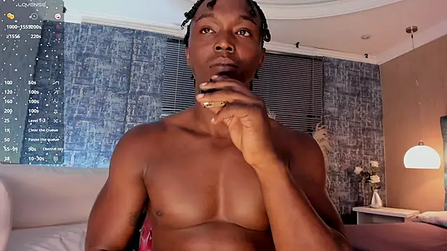 DannSmmith online show from December 2, 7:32 am