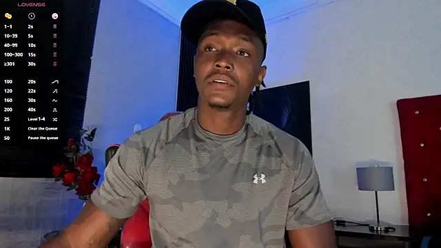 DannSmmith online show from March 22, 5:43 am