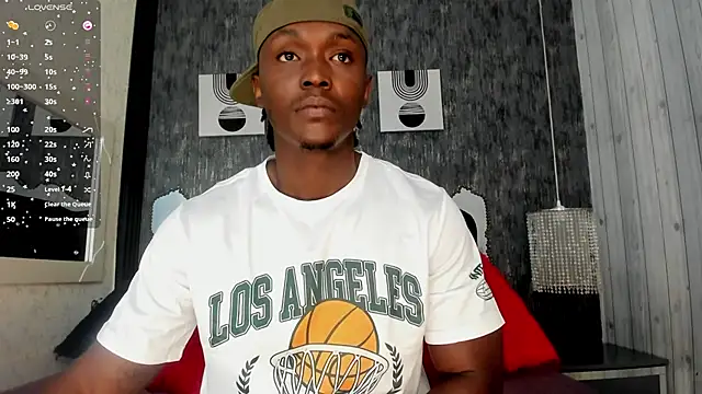 DannSmmith online show from November 9, 10:08 am