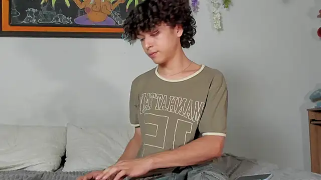 Cherry boy 18 online show from March 9, 3:54 am