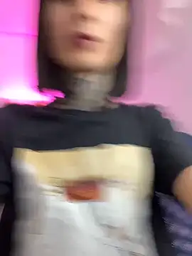 Snapshot of fem_boyxx chatting on February 25, 2:56 am fem boyxx online show from February 25, 2:56 am