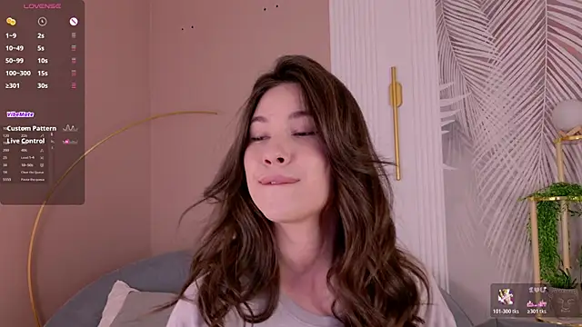 Marie Diaze online show from May 18, 5:13 am