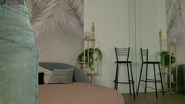 Snapshot of Marie_Diaze chatting on June 29, 5:03 am Marie Diaze online show from June 29, 5:03 am