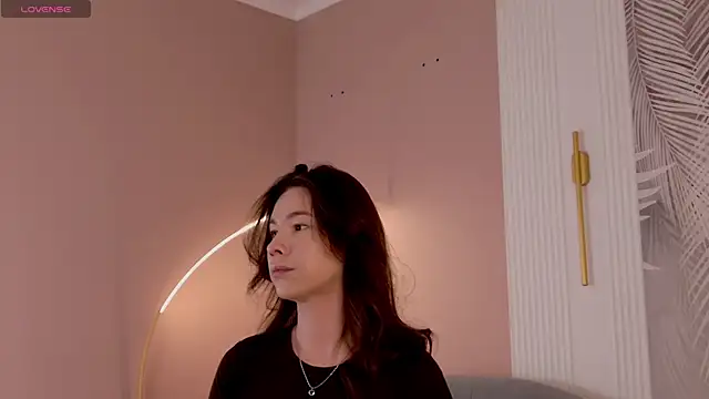Marie Diaze online show from May 15, 5:05 am