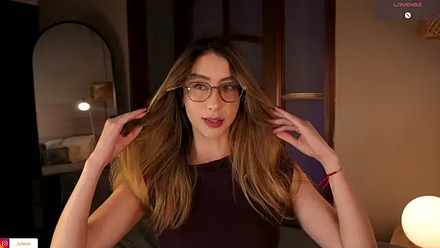 Snapshot of lua_ferch__ chatting on January 10, 1:06 pm lua ferch online show from January 10, 1:06 pm