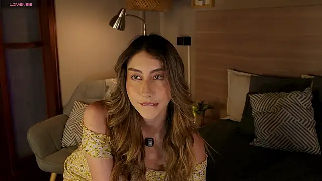 Snapshot of lua_ferch__ chatting on February 10, 12:59 pm lua ferch online show from February 10, 12:59 pm