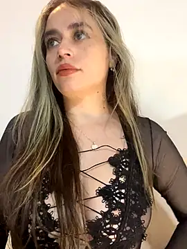 Snapshot of Natalia_Suarez chatting on October 25, 3:06 am Natalia Suarez online show from October 25, 3:06 am