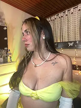 Snapshot of Natalia_Suarez chatting on March 9, 3:54 am Natalia Suarez online show from March 9, 3:54 am