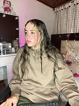 Snapshot of Natalia_Suarez chatting on March 7, 3:51 am Natalia Suarez online show from March 7, 3:51 am