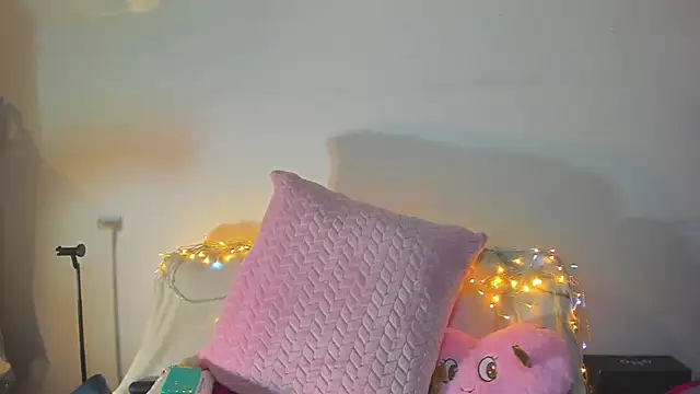 Snapshot of Natalia_Suarez chatting on September 18, 2:14 am Natalia Suarez online show from September 18, 2:14 am