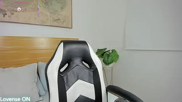 nataly rodri online show from November 15, 2:26 am