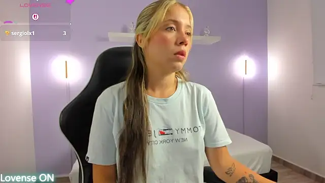 Snapshot of nataly_rodri chatting on June 20, 2:38 am nataly rodri online show from June 20, 2:38 am