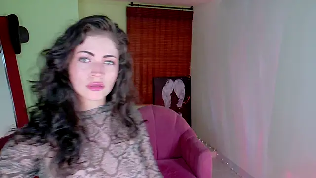 Emma  Blanco online show from December 1, 11:49 pm