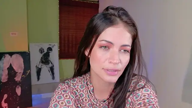 Emma  Blanco online show from April 15, 2:43 pm