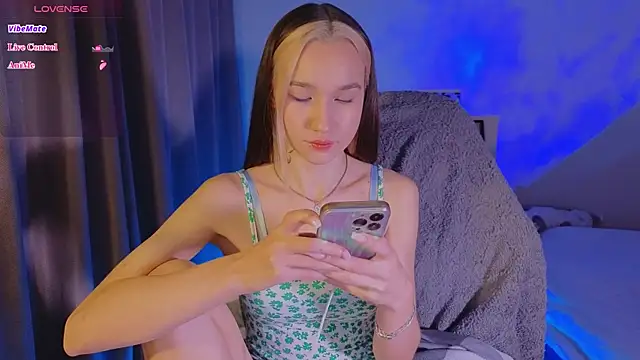 shey1i online show from January 10, 1:50 pm