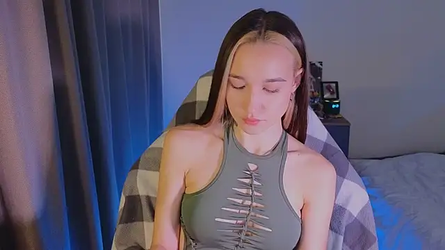 shey1i online show from December 20, 12:41 pm