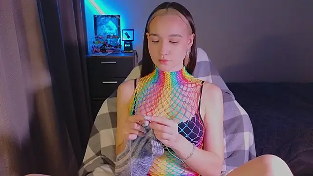 shey1i online show from December 5, 12:04 pm