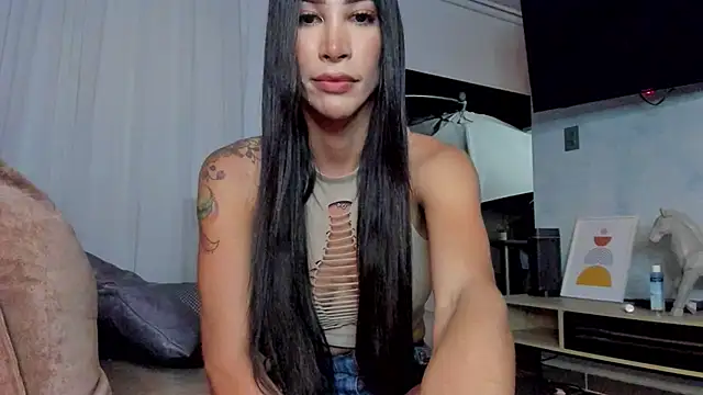 Snapshot of GarciaMilu chatting on January 12, 4:10 am GarciaMilu online show from January 12, 4:10 am