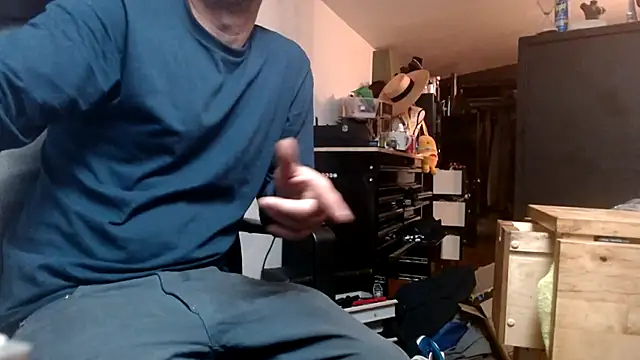 leanjamesdean online show from April 18, 5:43 am