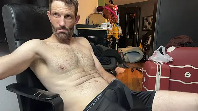 leanjamesdean online show from December 4, 5:17 am