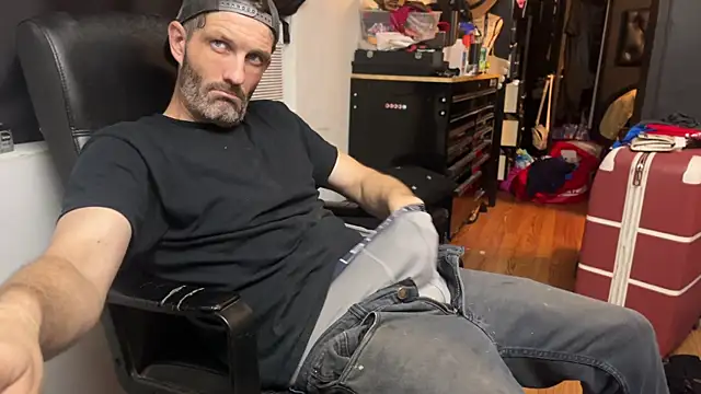 leanjamesdean online show from April 9, 3:08 am