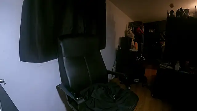 leanjamesdean online show from March 13, 1:10 am